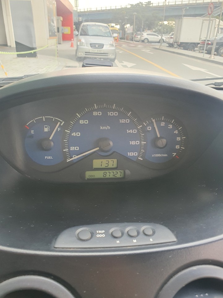 57xhutlupj8g.jpg