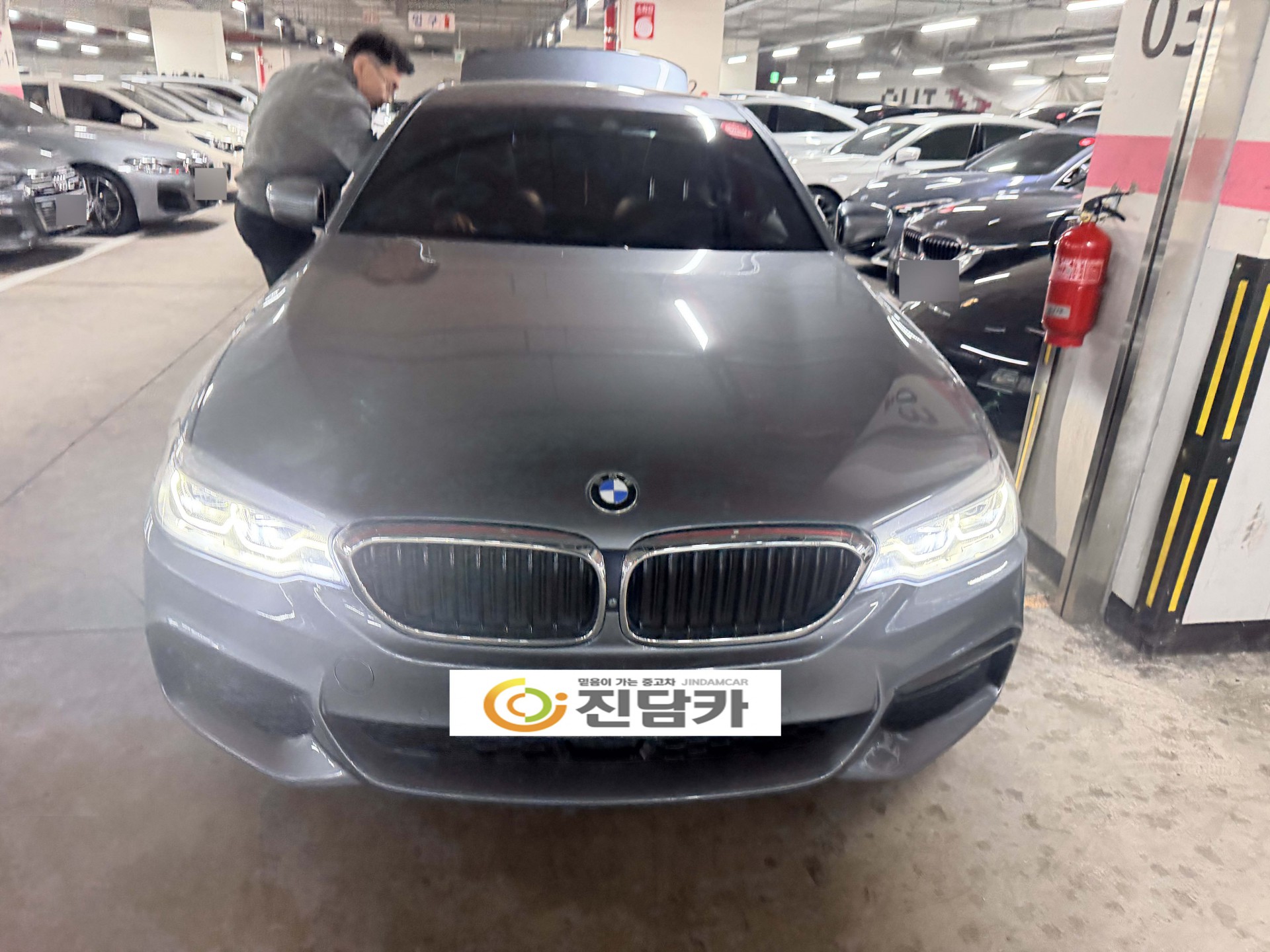 325wf8hj91u400723.jpg