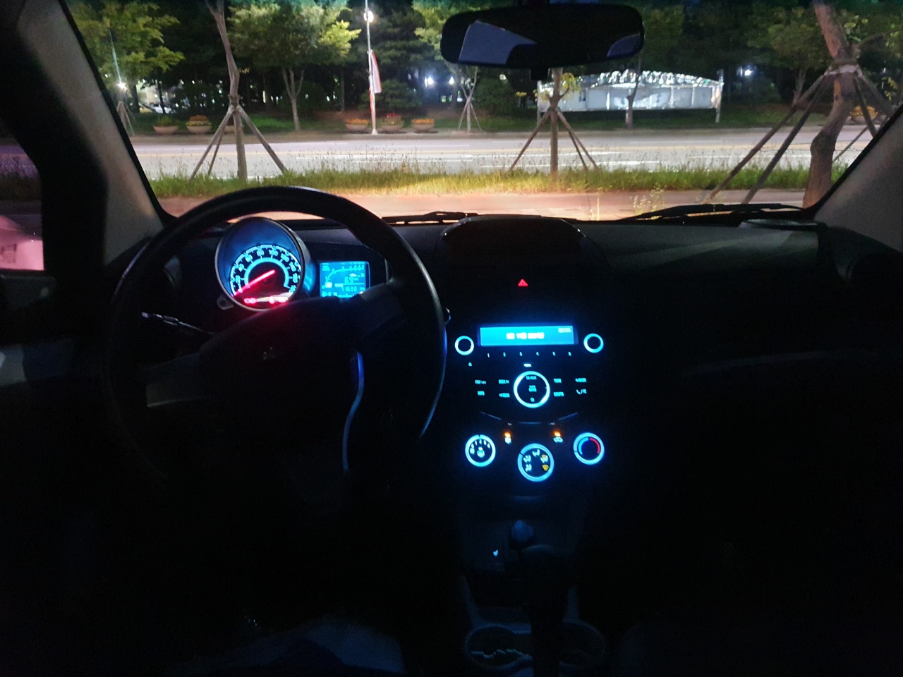 uvc0n612l9l.jpg