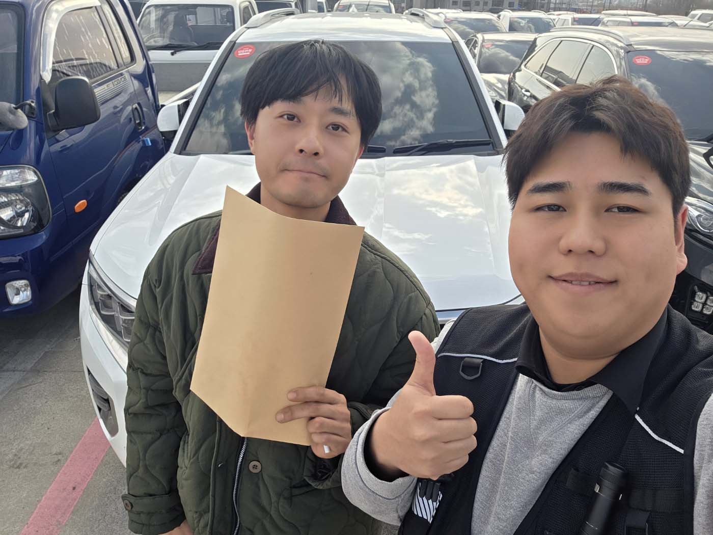 직접 보고 온 차량보다 만족했던 인천 고객님의 모하비 중고 출고기