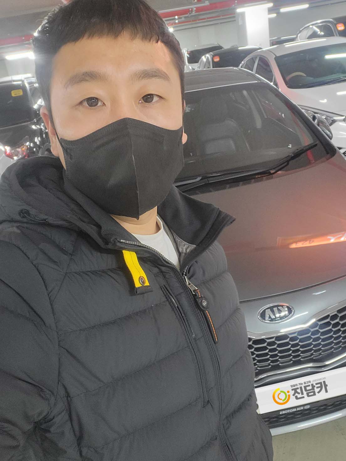 어머니와 함께 사용할 기아 K3 중고차