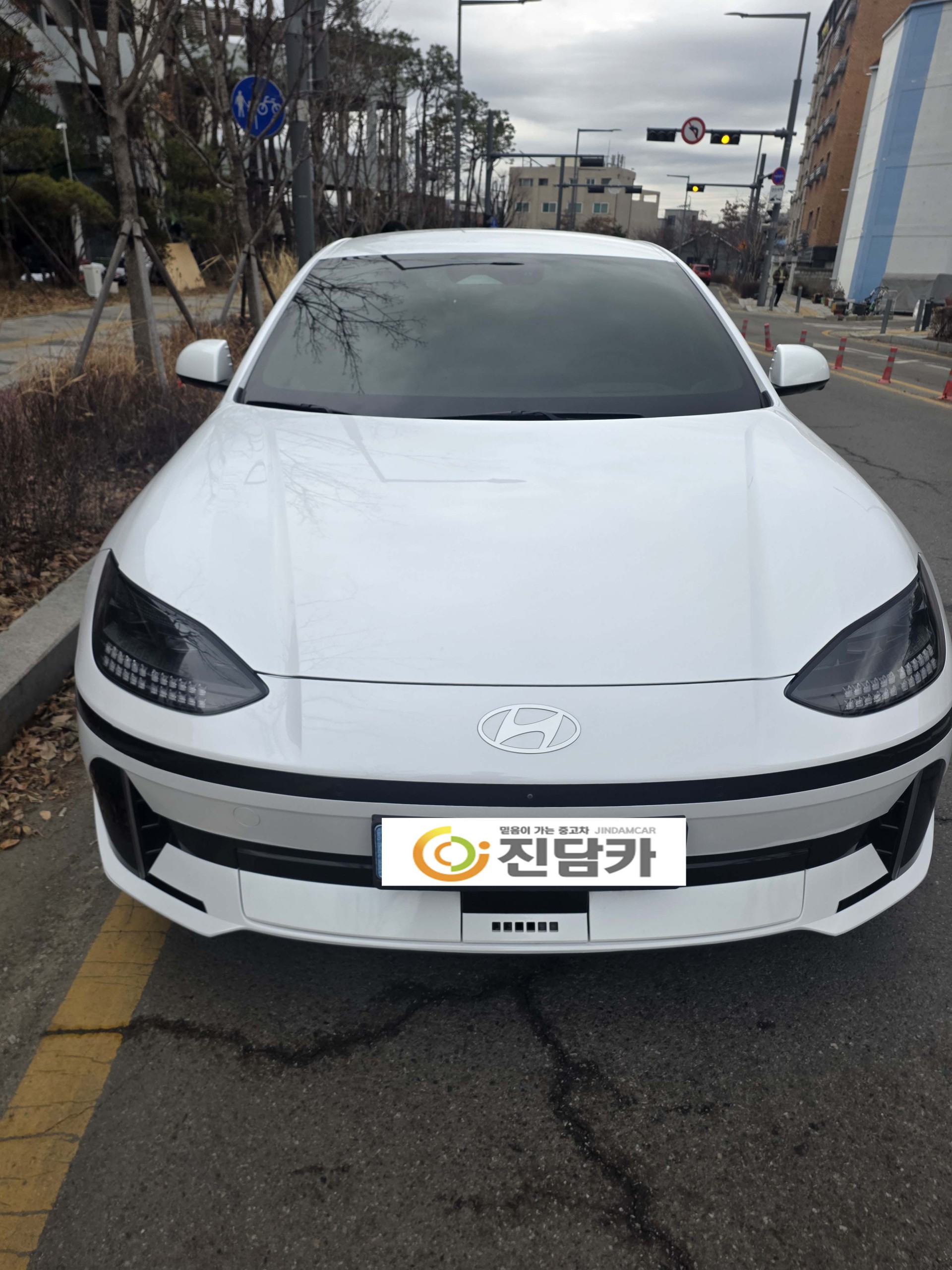 5r48atc4un36175091.jpg