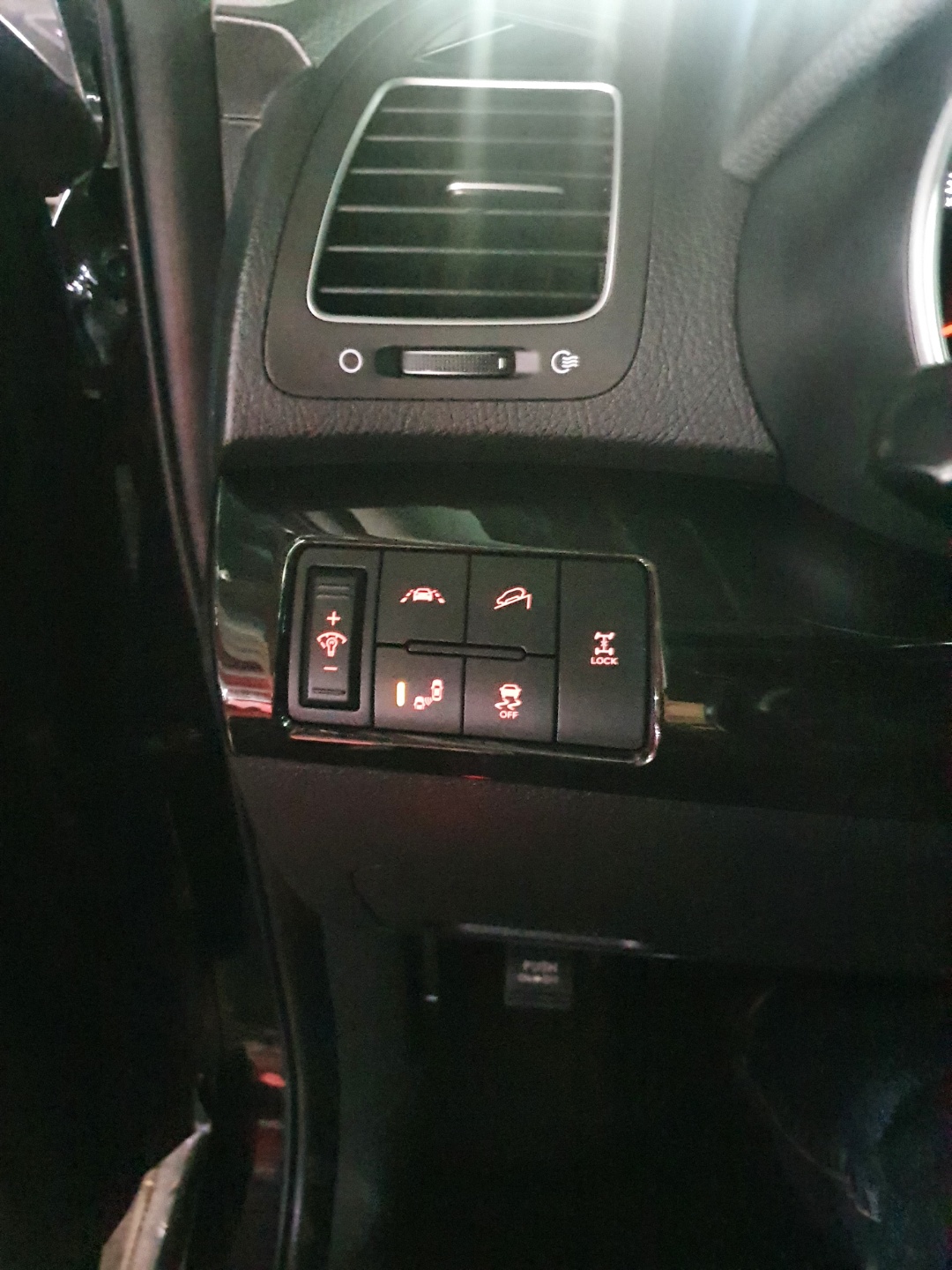 3dqkb2p8djdc.jpg