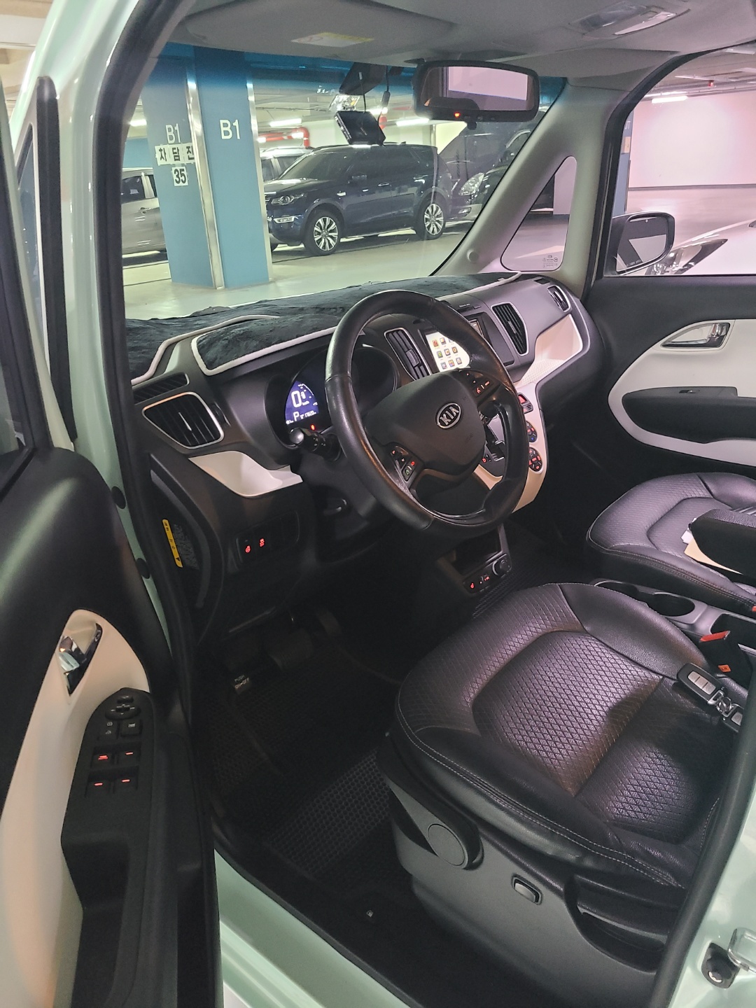 6240ycr4xctx.jpg