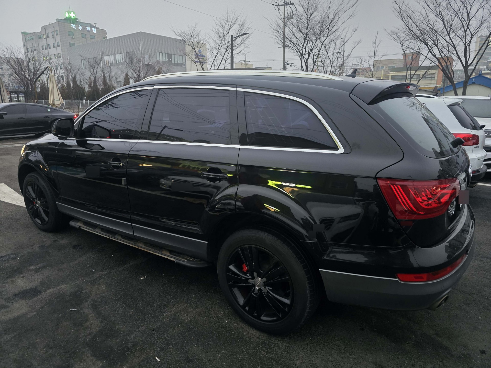 70bb2r4hl52e304400.jpg